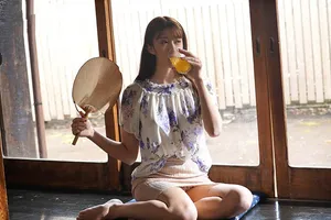 Mùa hè buồn chán ở quê địt bà xã nhà bên thiếu thốn vì lấy ông chồng già